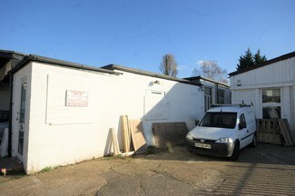 Plus de détails pour Cornwall Rd, Pinner - Local d’activités à vendre