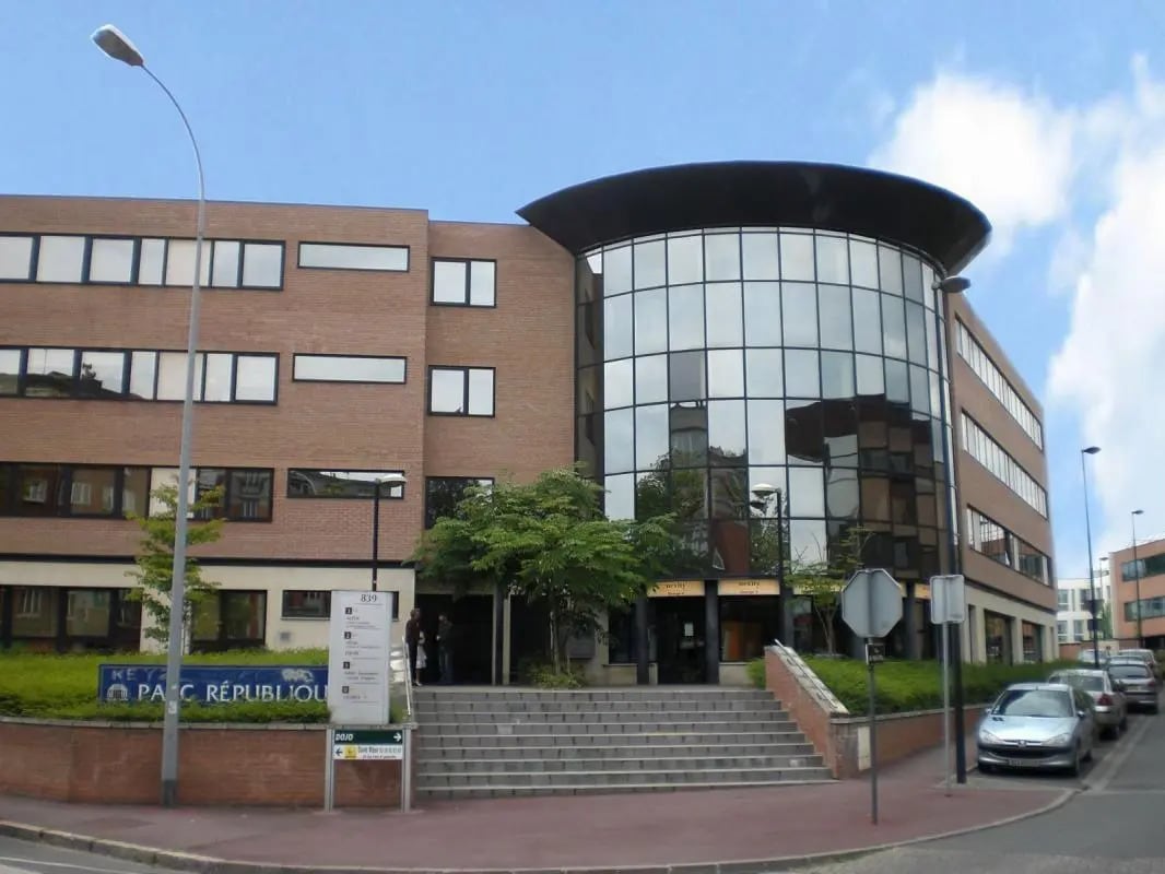 839 Avenue De La République, Marcq-en-Baroeul à louer Photo de l’immeuble– Image 1 sur 4