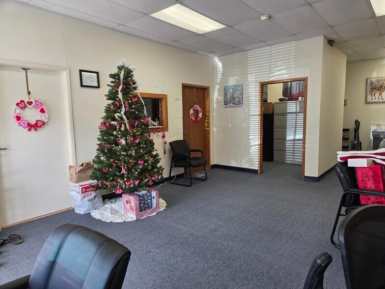 3-3204 Kuhio Hwy, Lihue, HI à vendre - Photo de l’immeuble – Image 2 sur 6