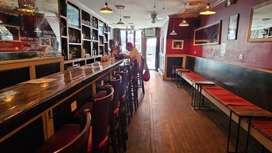 360 Bedford Ave, Brooklyn, NY à louer Photo intérieure– Image 2 sur 10