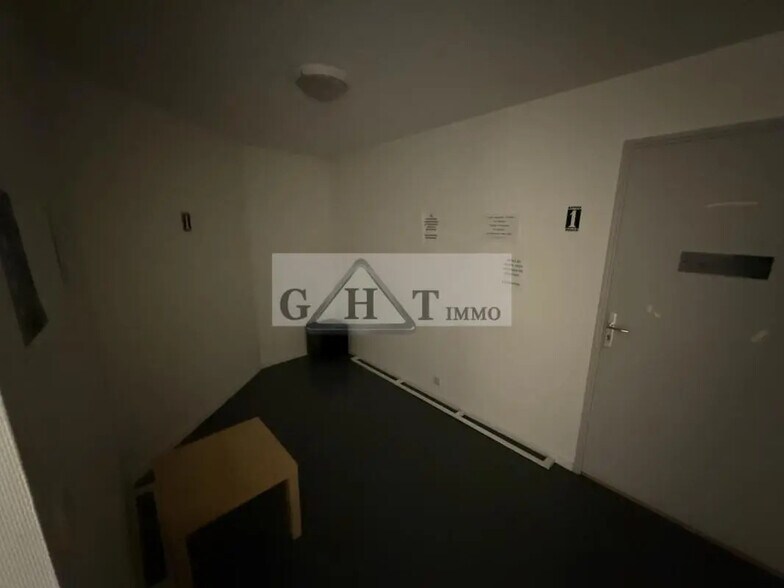 Local commercial dans Livry-Gargan à vendre - Photo de l’immeuble – Image 3 sur 8