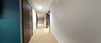 200 Lake Dr E, Cherry Hill, NJ à louer Numérisation 3D Matterport– Image 1 sur 2