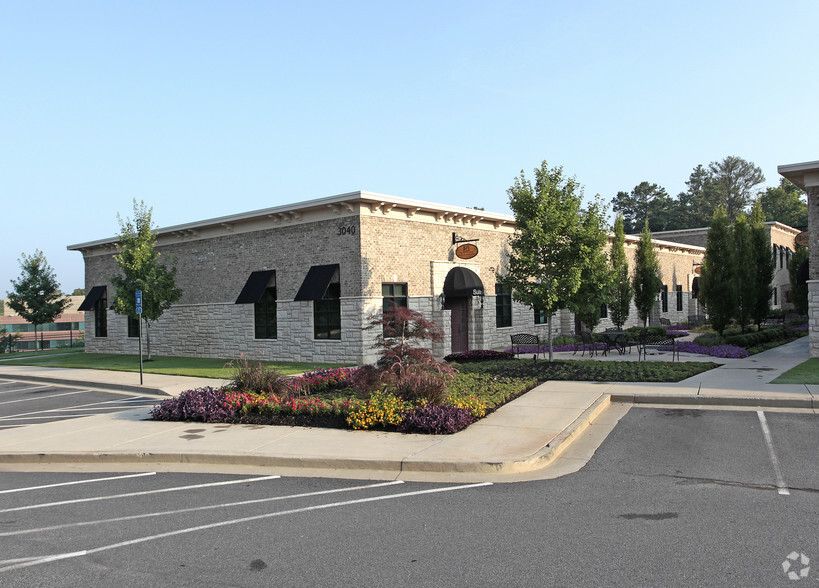 3040 Highlands Pky, Smyrna, GA à louer - Photo principale – Image 1 sur 41