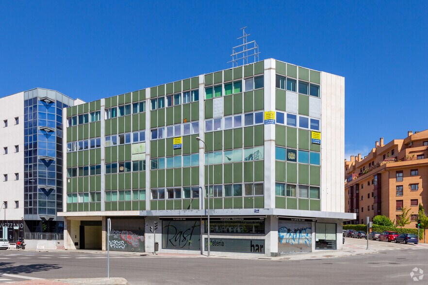 Bureau dans Madrid, Madrid à vendre - Photo de l’immeuble – Image 2 sur 2