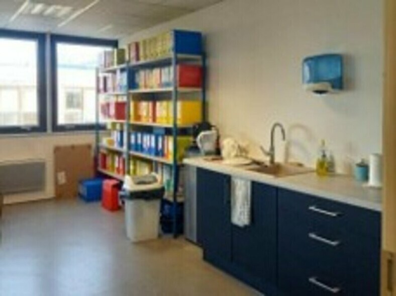 Bureau dans Bruges à louer - Photo intérieure – Image 3 sur 3