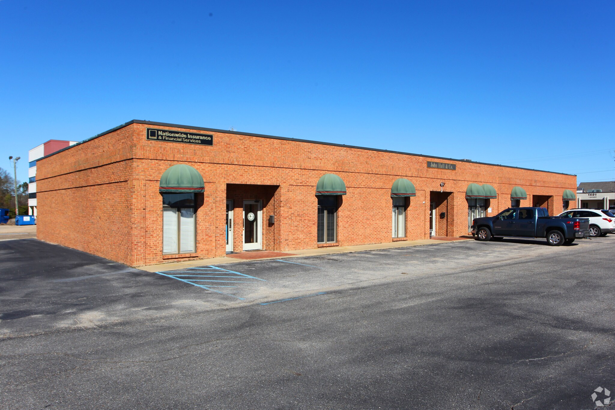 4165 Carmichael Rd & 1420 I-85 Pkwy portefeuille de 2 biens à vendre sur LoopNet.fr Photo principale– Image 1 sur 10