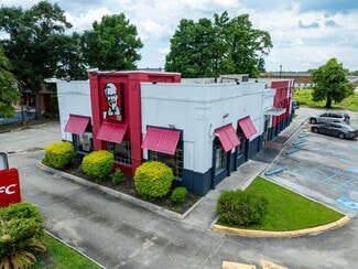 Plus de détails pour 3663 Gen De Gaulle Dr, New Orleans, LA - Local commercial à vendre