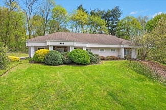 Plus de détails pour 468 Gidney Ave, Newburgh, NY - Bureau à vendre