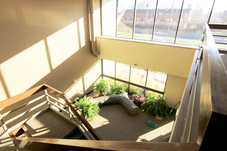 5121-5125 Winnetka Ave S, New Hope, MN à louer - Photo intérieure – Image 3 sur 7