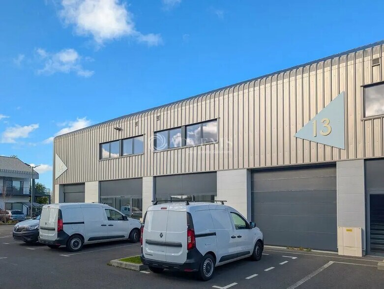 Bureau dans Saint-Malo à louer - Photo de l’immeuble – Image 3 sur 3