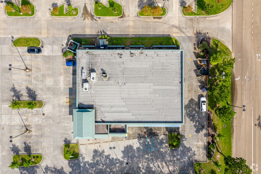 70415 La-21 Hwy, Covington, LA à louer - Photo de l’immeuble – Image 2 sur 3