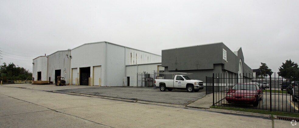 4342 Michoud Blvd, New Orleans, LA à vendre - Photo de l’immeuble – Image 2 sur 24