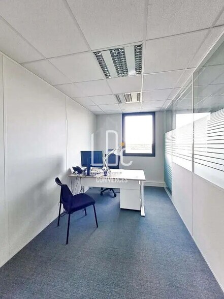 Bureau dans Saint-Herblain à louer - Photo de l’immeuble – Image 3 sur 11