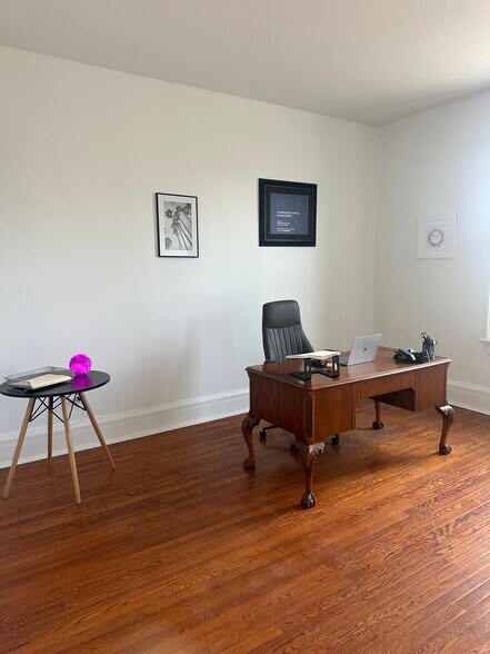 649 York St, Newport, KY à louer - Photo de l’immeuble – Image 3 sur 15