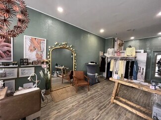 Plus de détails pour Local commercial à louer