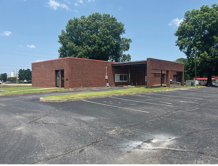 8274 Hacks Cross Rd, Olive Branch, MS à vendre - Photo de l’immeuble – Image 2 sur 8