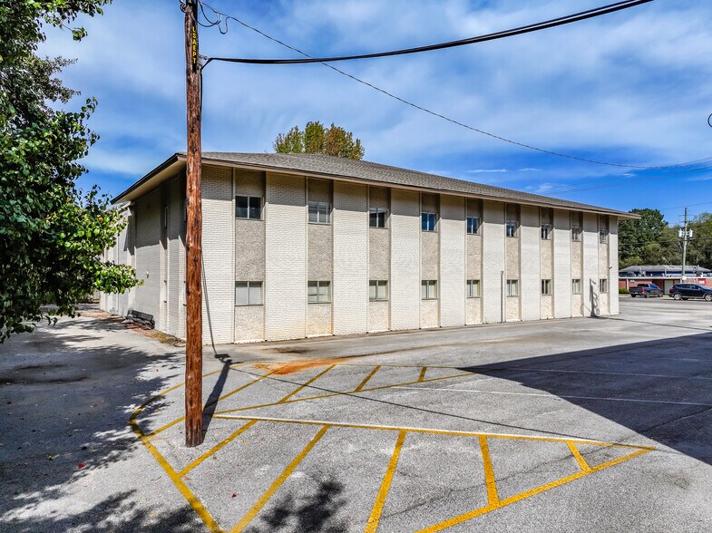 101 Coliseum Blvd, Montgomery, AL à vendre - Photo de l’immeuble – Image 2 sur 11
