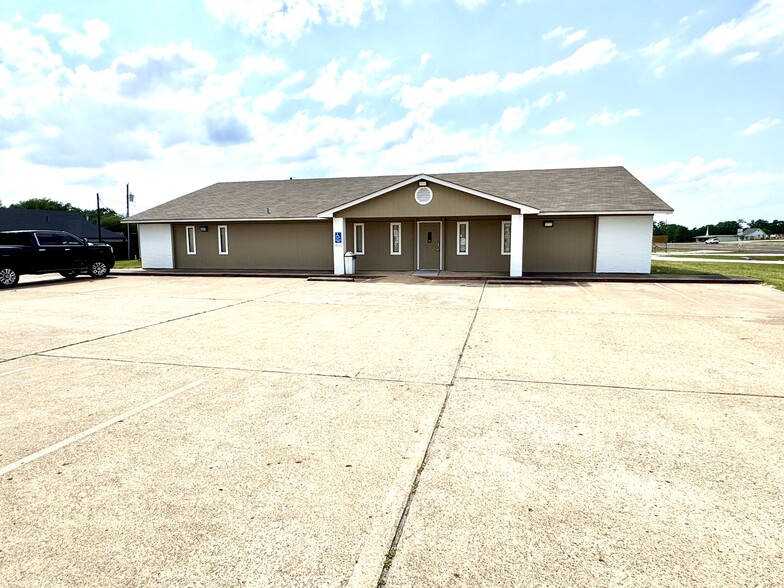 101 Anthony Dr, Teague, TX à vendre - Photo de l’immeuble – Image 1 sur 42