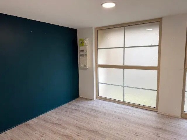 Bureau dans Brive-la-Gaillarde à louer Photo intérieure– Image 1 sur 3