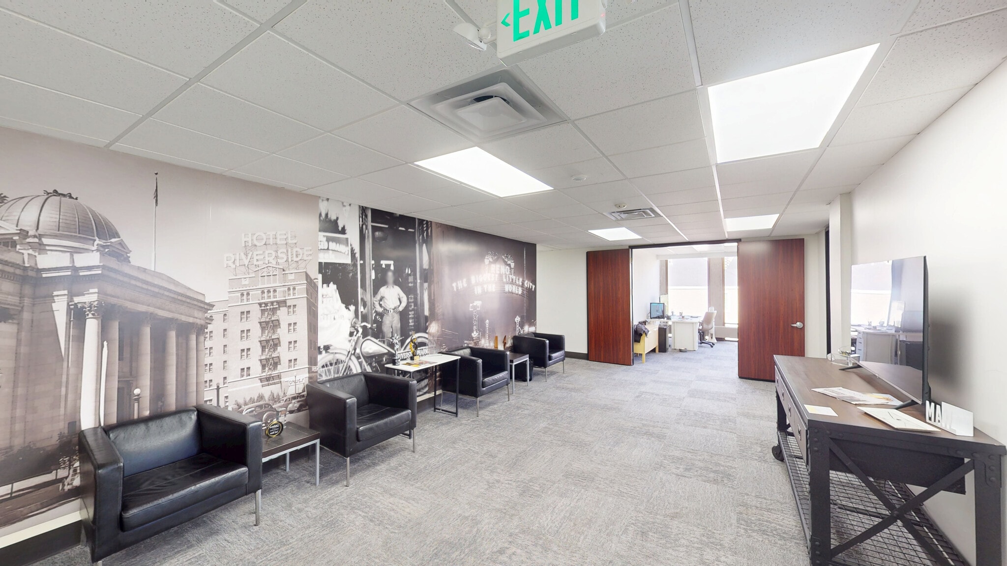 201 W Liberty St, Reno, NV à louer Photo intérieure– Image 1 sur 5