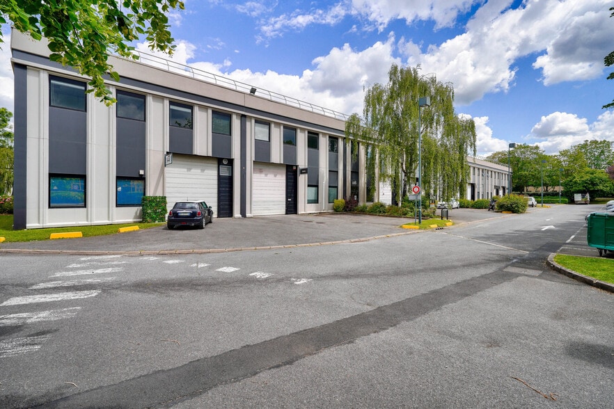 1 Rue Des Campanules, Lognes à louer - Photo principale – Image 1 sur 2