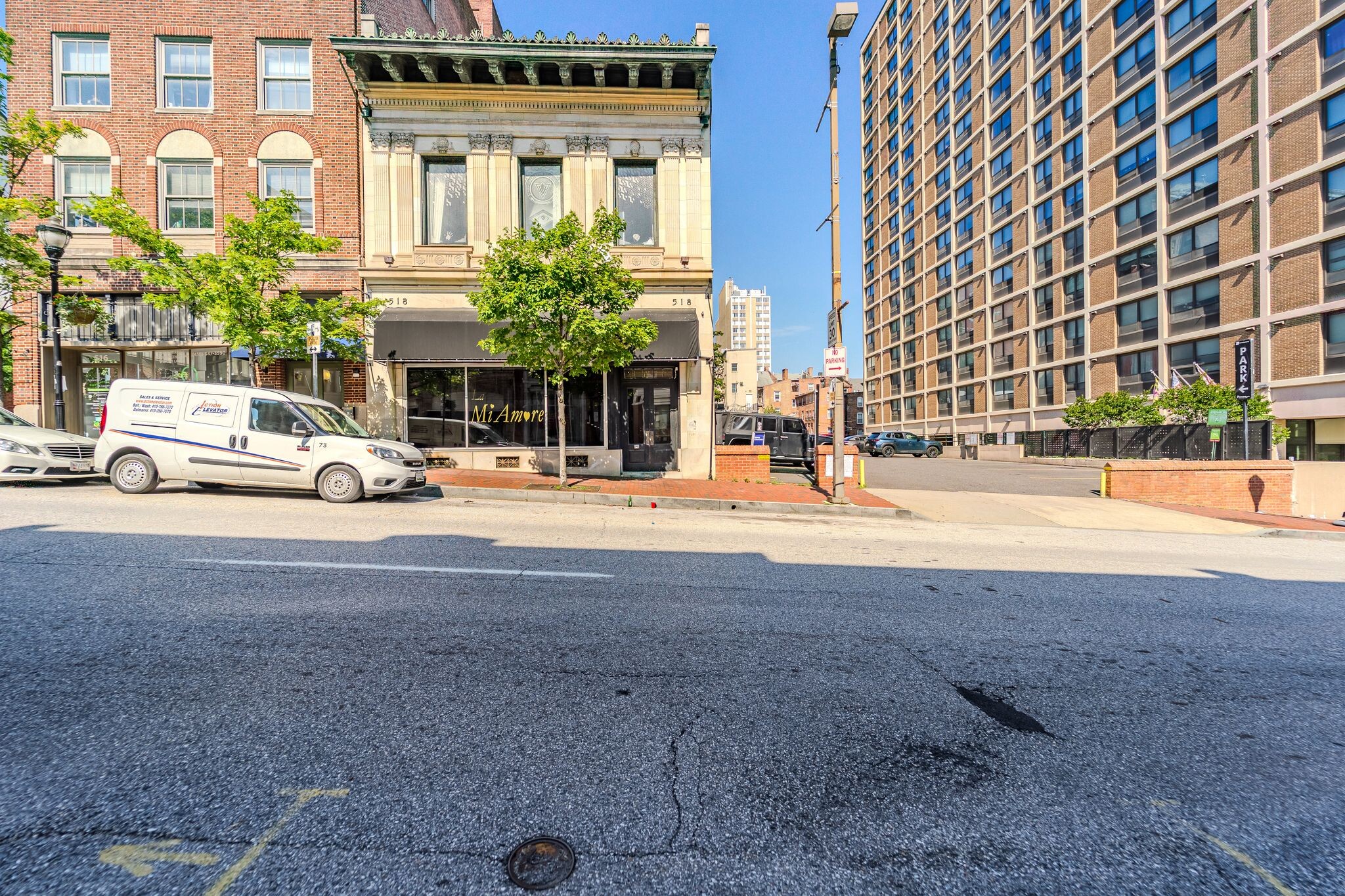 518 N Charles St, Baltimore, MD à vendre Photo intérieure– Image 1 sur 25