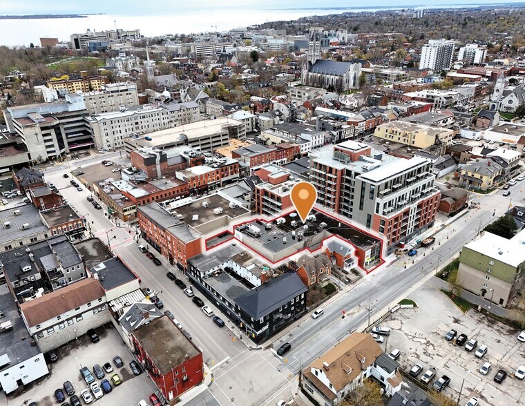 170 Queen St, Kingston, ON à vendre - Photo principale – Image 1 sur 6