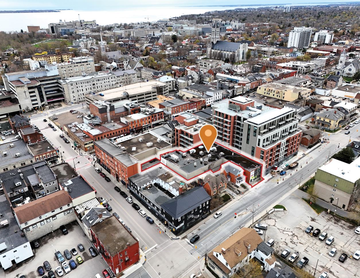 170 Queen St, Kingston, ON à vendre Photo principale– Image 1 sur 7