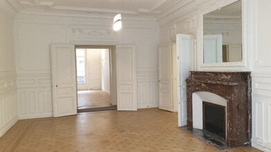7 Bis Rue De Monceau, Paris à louer Photo intérieure– Image 1 sur 8