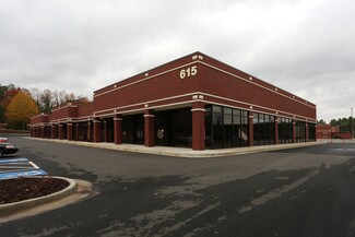 Plus de détails pour 615 Molly Ln, Woodstock, GA - Bureau/Local commercial à louer
