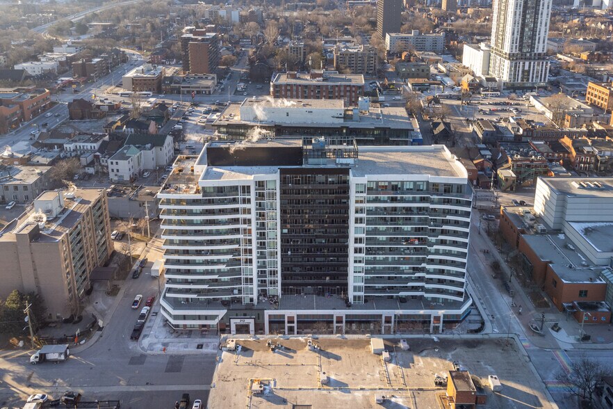 212 King William St, Hamilton, ON à vendre - Photo de l’immeuble – Image 2 sur 14