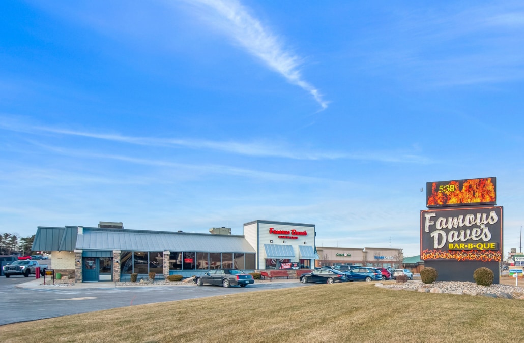 3558 Miller Rd, Flint, MI à vendre Photo principale– Image 1 sur 5