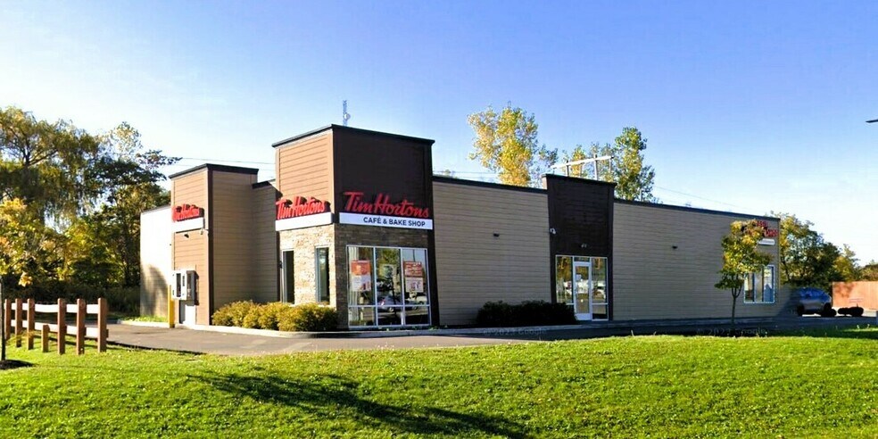 3941 Broadway St, Cheektowaga, NY à vendre - Photo de l’immeuble – Image 1 sur 26