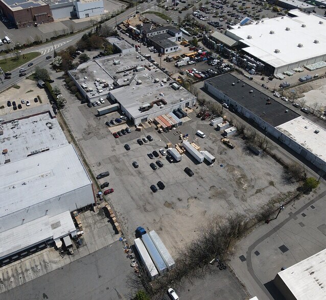 840 S Broadway, Hicksville, NY à louer - Photo de l’immeuble – Image 2 sur 7
