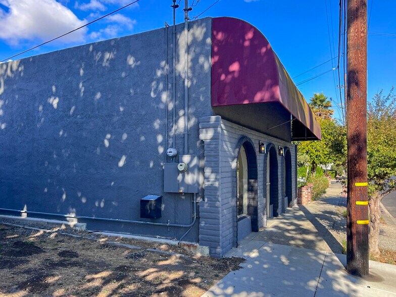 1616 Alhambra Ave, Martinez, CA à louer - Photo de l’immeuble – Image 2 sur 16