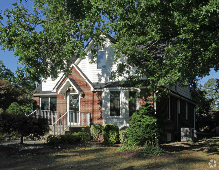 10 Franklin Ave, Edison, NJ à vendre - Photo de l’immeuble – Image 3 sur 3