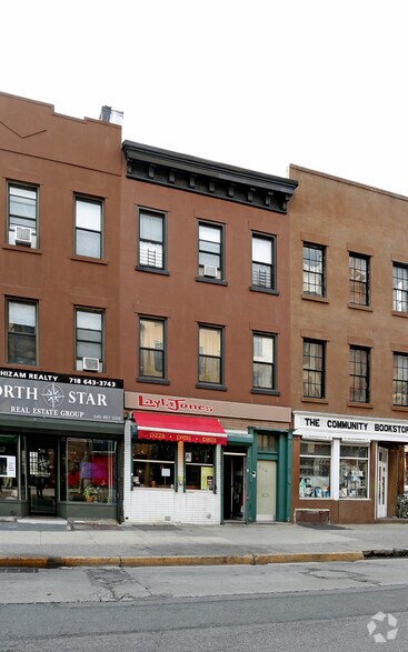 214 Court St, Brooklyn, NY à louer - Photo de l’immeuble – Image 3 sur 9