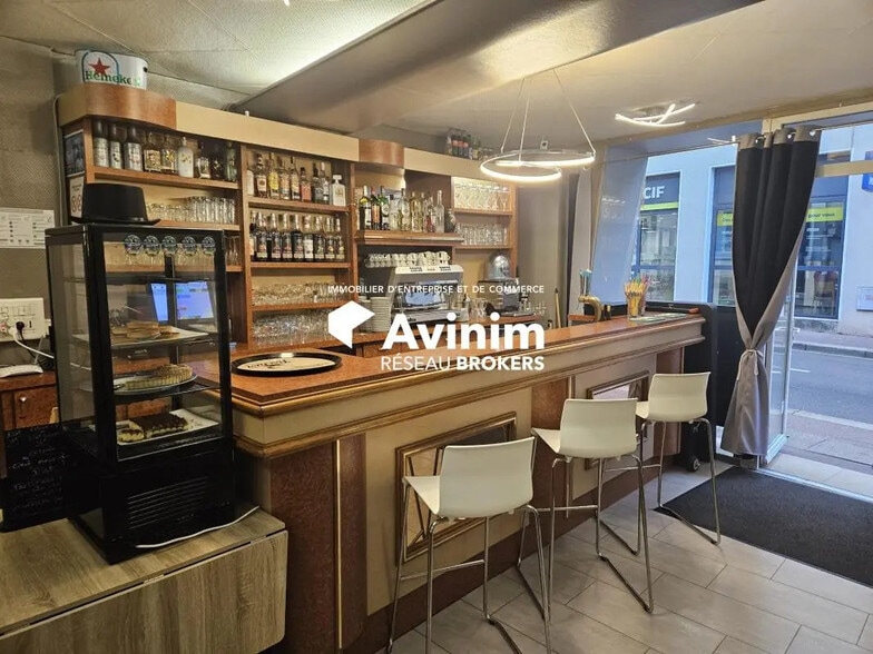 Local d’activités dans Bourg-en-Bresse à louer - Photo intérieure – Image 1 sur 6