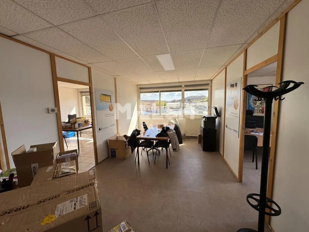 Bureau dans Sorbiers à louer Photo intérieure– Image 1 sur 6