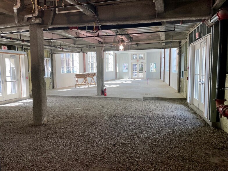 16 N Main St, Port Chester, NY à louer - Photo intérieure – Image 2 sur 7