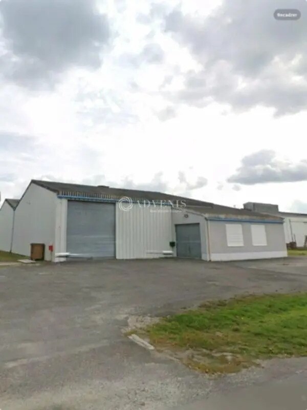 Industriel/Logistique dans Merpins à louer Photo de l’immeuble– Image 1 sur 2