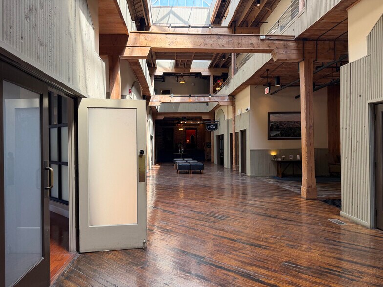 100-110 W 2nd Ave, Rome, GA à louer - Photo intérieure – Image 3 sur 12