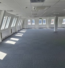 Church Walk, Burgess Hill à louer Photo intérieure– Image 2 sur 7