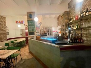 Local commercial dans Barcelone, Barcelona à louer Photo intérieure– Image 2 sur 15