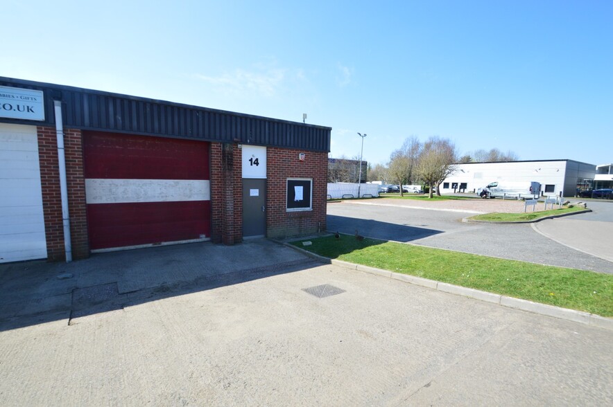 Howard Ave, Barnstaple à louer - Photo de l’immeuble – Image 1 sur 4
