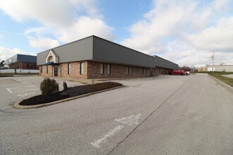 7320 W 162nd St, Overland Park, KS à louer Photo de l’immeuble– Image 1 sur 4