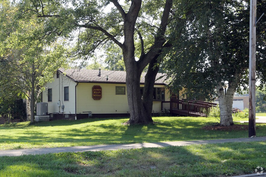 300 N Main St, Rittman, OH à vendre - Photo de l’immeuble – Image 2 sur 5