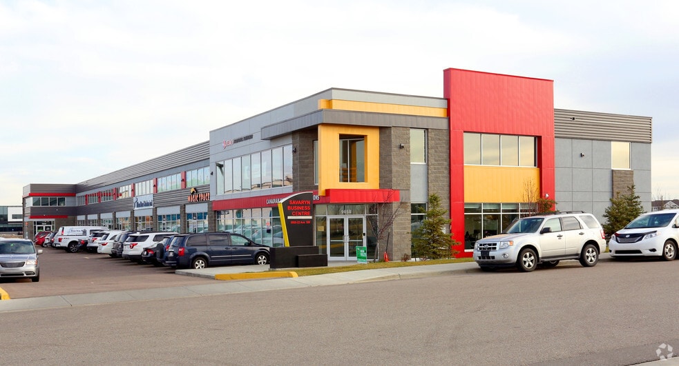 9050 22 Av SW, Edmonton, AB à vendre - Photo de l’immeuble – Image 2 sur 15
