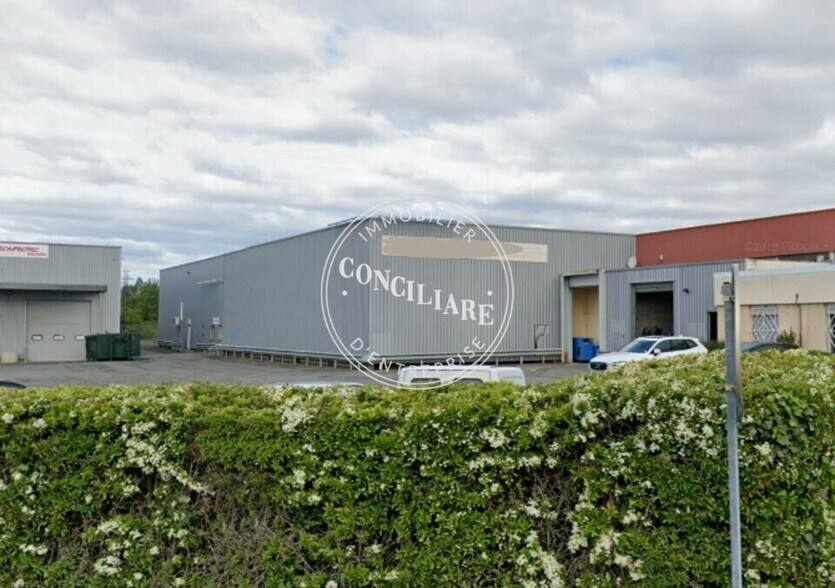 15 Rue De Marclan, Muret à louer - Photo de l’immeuble – Image 2 sur 7