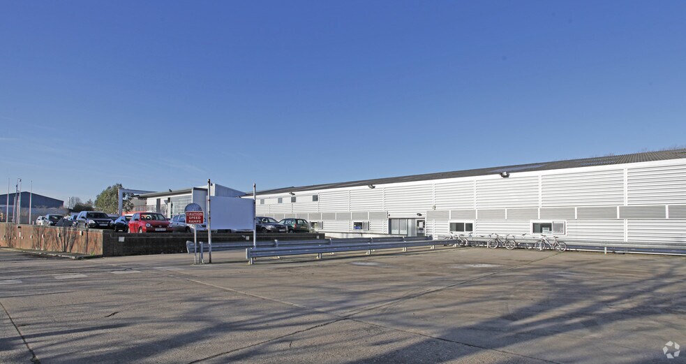 Vaux Rd, Wellingborough à vendre - Photo de l’immeuble – Image 2 sur 13